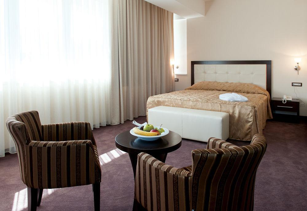 Tcc Grand Plaza Hotel 스코페 외부 사진