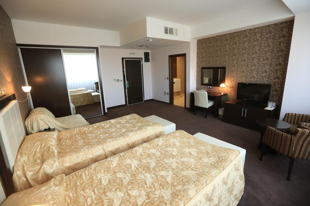 Tcc Grand Plaza Hotel 스코페 외부 사진